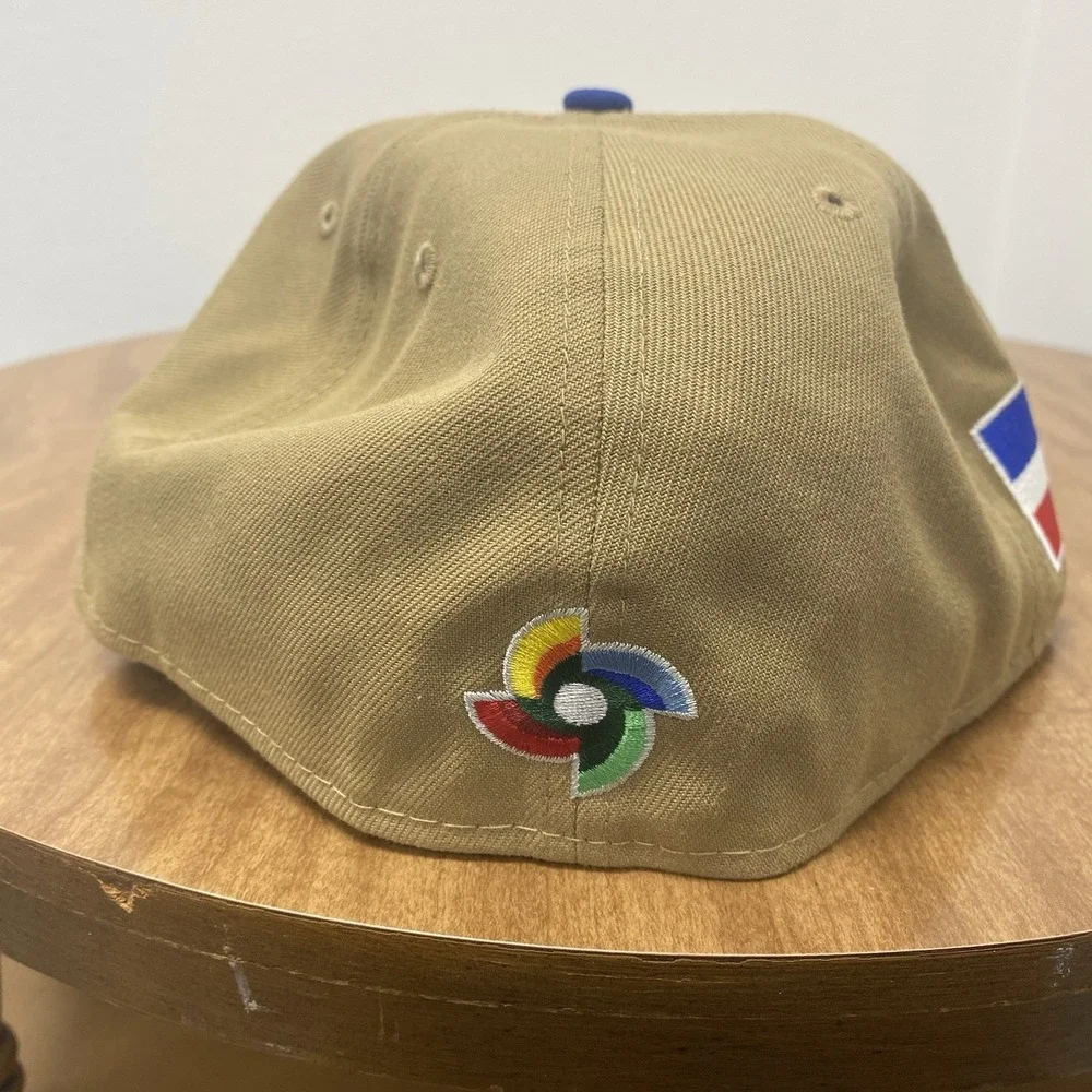 New Era Dominican Republic Flag WBC‎ 59Fifty Fitted Hat Khaki 2-Tone Size 7 3/4